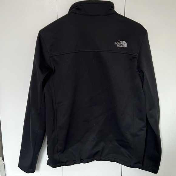 Black North Face Men’s Shell Jacket - Picture 5 of 5